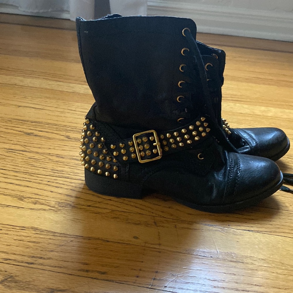Steve Madden-Size 7 boots